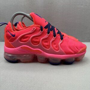 Nike Air VaporMax Plus Womens Size 6.5 Shoes Bright Crimson Pink Blast Athletic